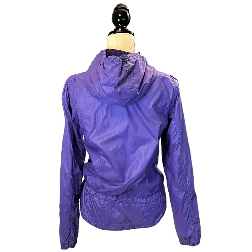 Lole Lightweight Mesh Lined Nylon Windbreaker Jacket with Hood in Violet Small - Picture 11 of 16